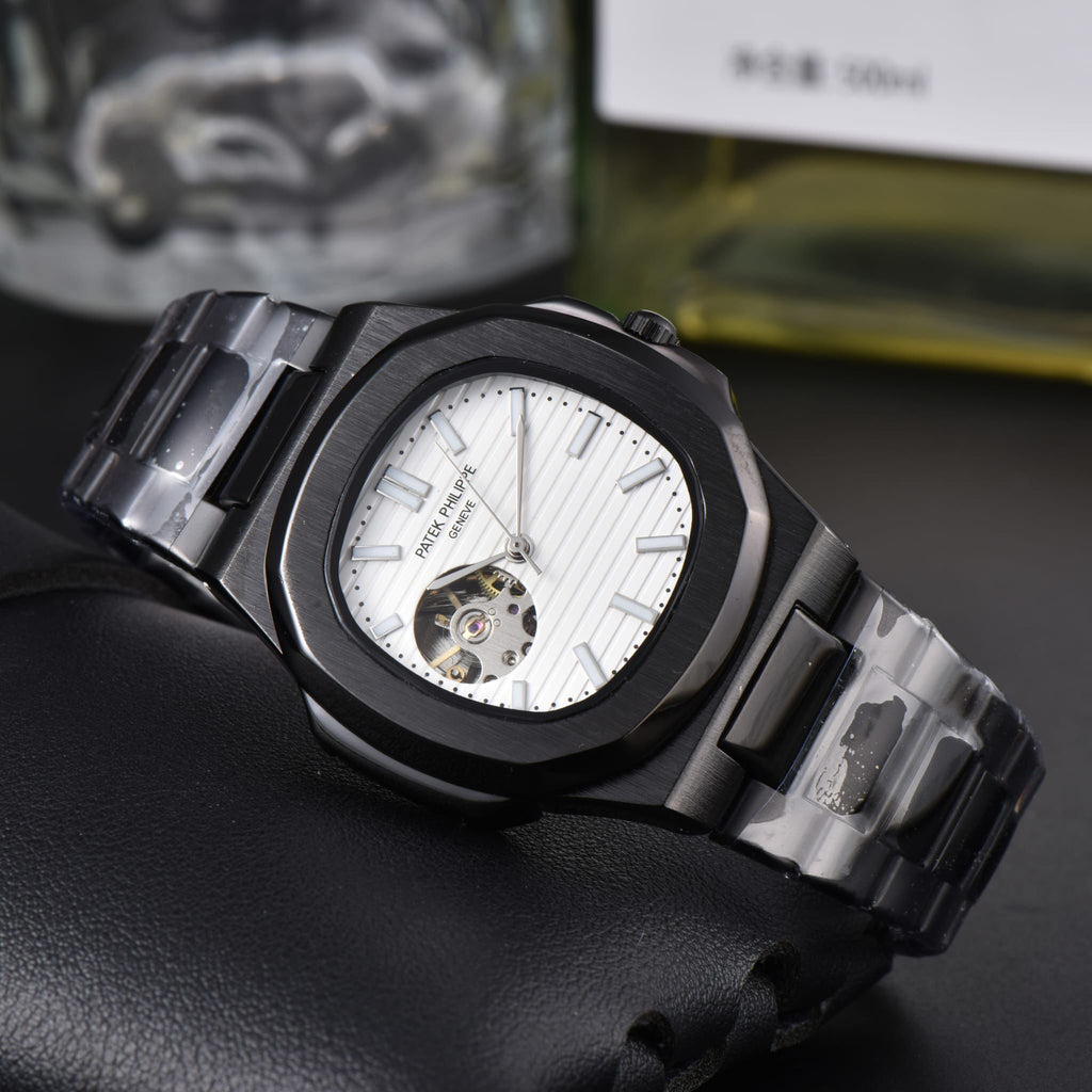 NAUTILUS AUTOMATIC FULL BLACK FONDO VISTO